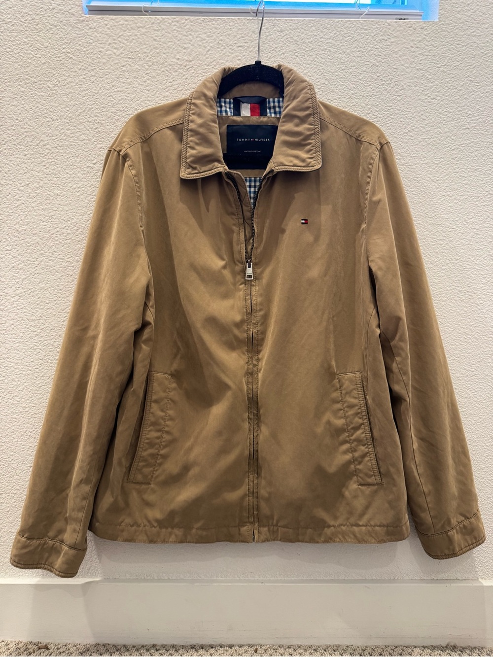 Tommy Hilfiger lightweight full-zip jacket